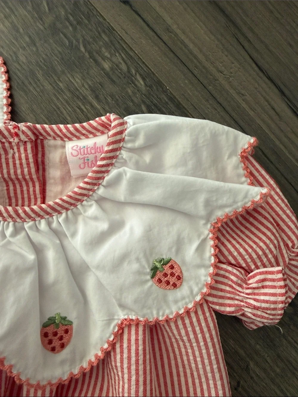 Stitchy Fish soft pink